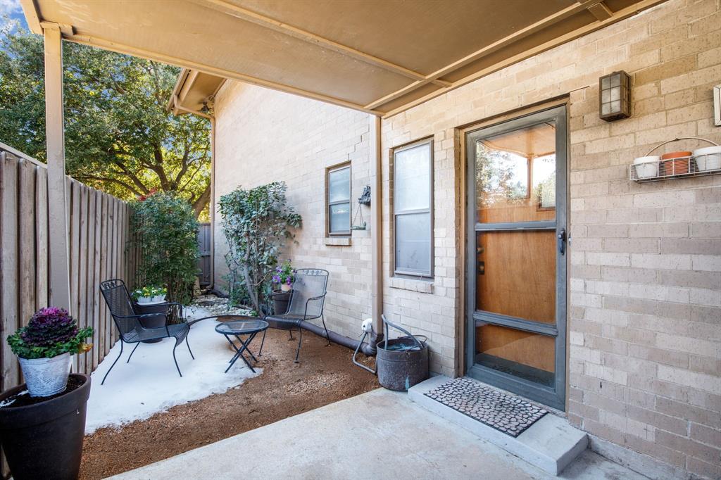 Park Central Condo - Residential