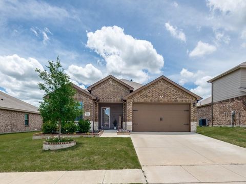 Photo of 506 Windrow Drive, Royse City, TX 75189 (MLS # 21158958)