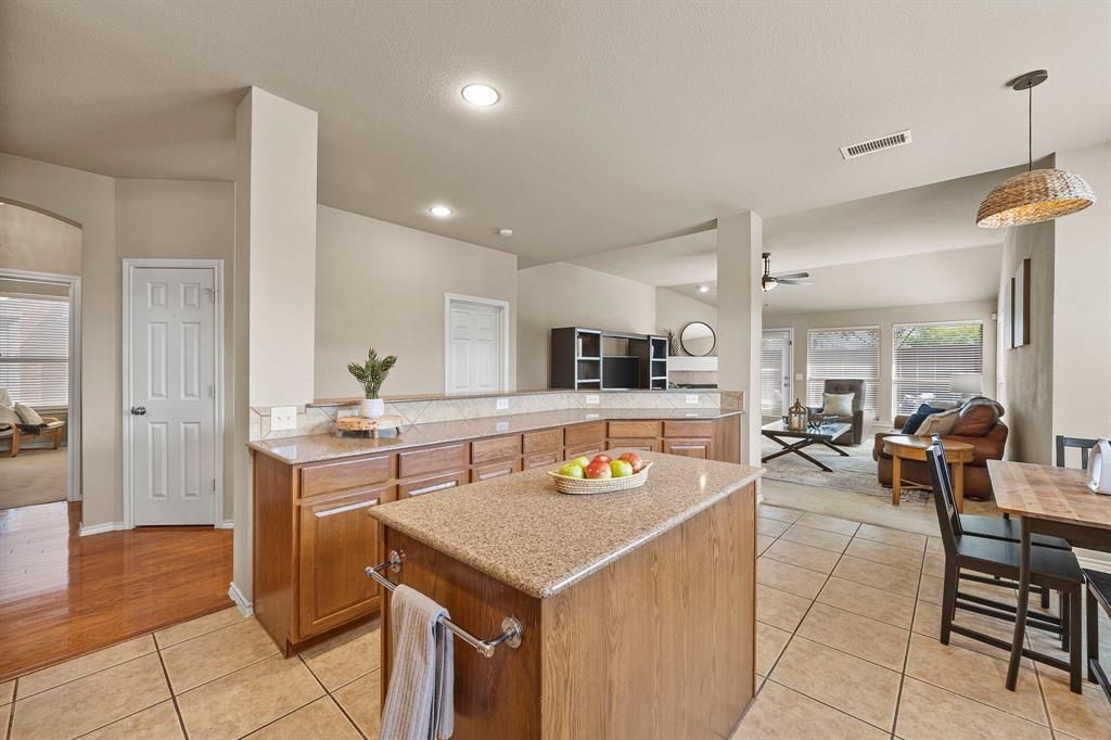 8492 Liverpool Lane