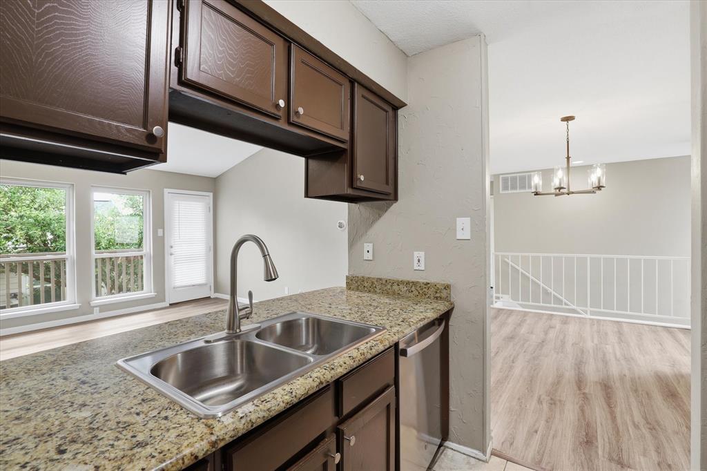 Oaks On Montfort Condos - Residential