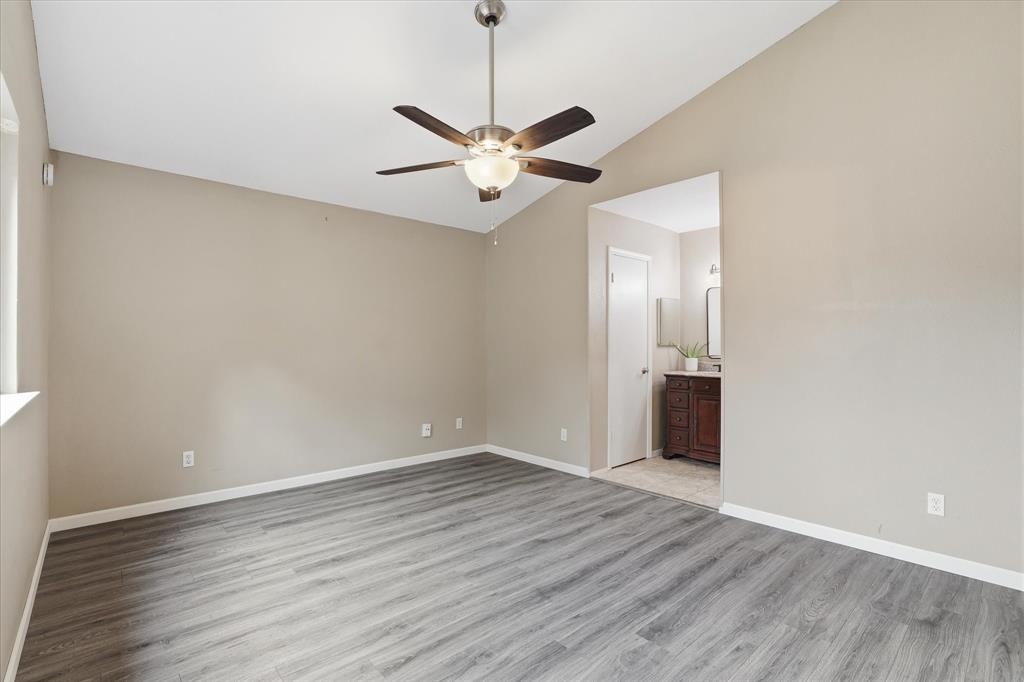 Oaks On Montfort Condos - Residential
