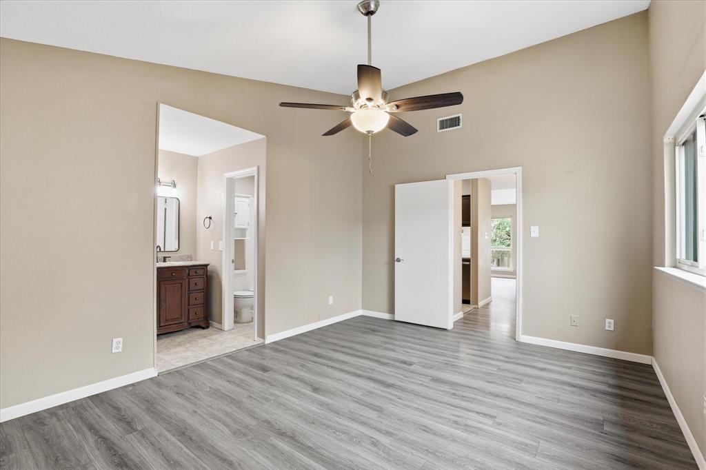 Oaks On Montfort Condos - Residential