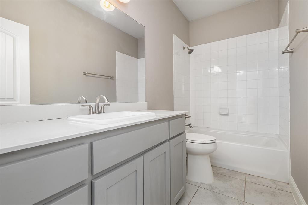 Estates Of Lakeshore Ph I The - Residential