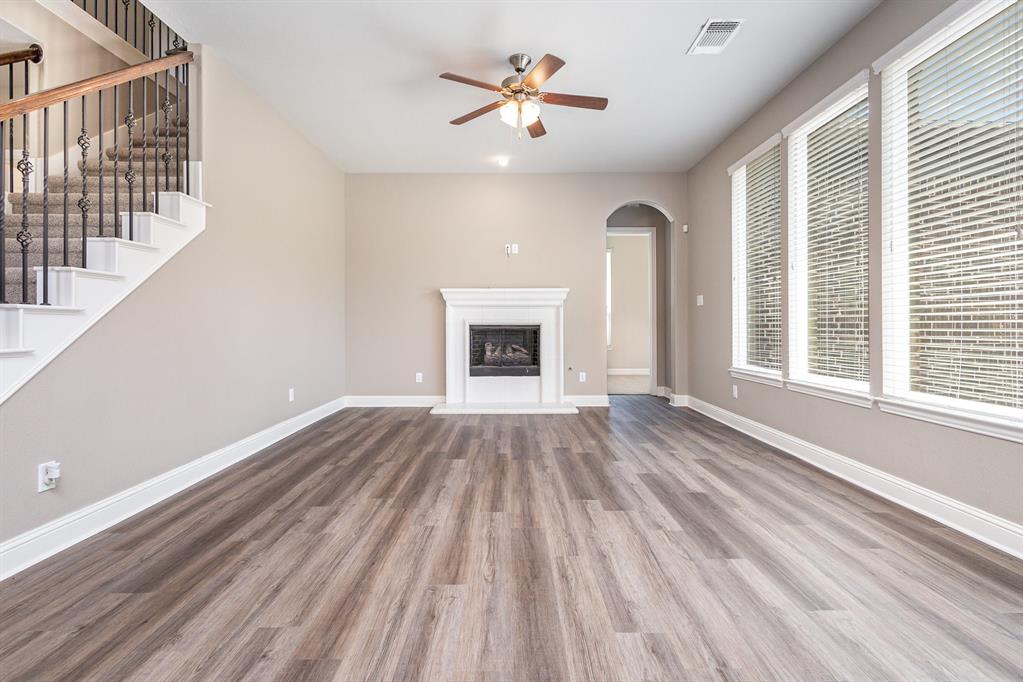 Estates Of Lakeshore Ph I The - Residential