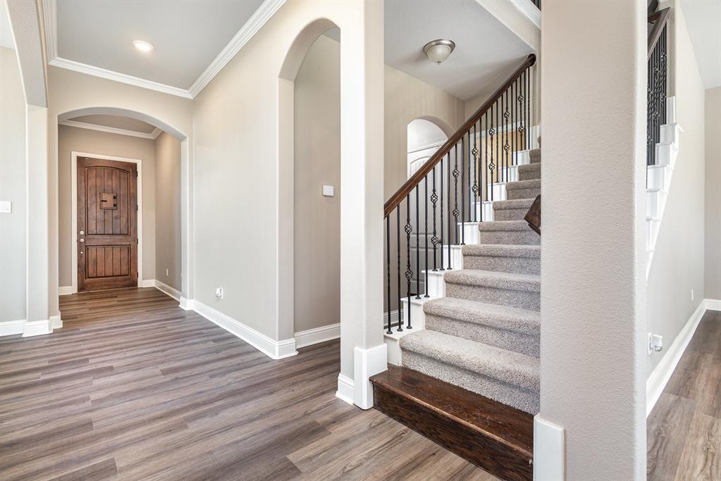 Estates Of Lakeshore Ph I The - Residential