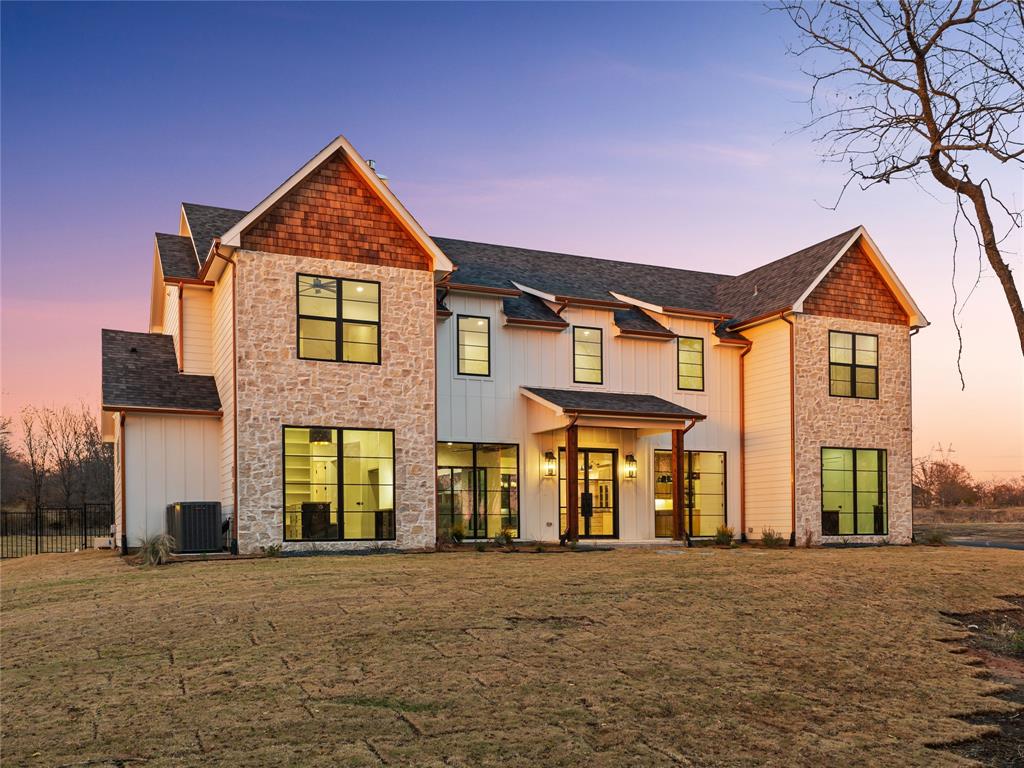 1229 Hunt Road