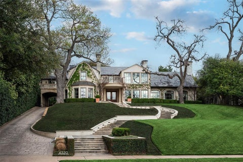 Photo of 4320 Saint Johns Drive, Highland Park, TX 75205 (MLS # 21398644)