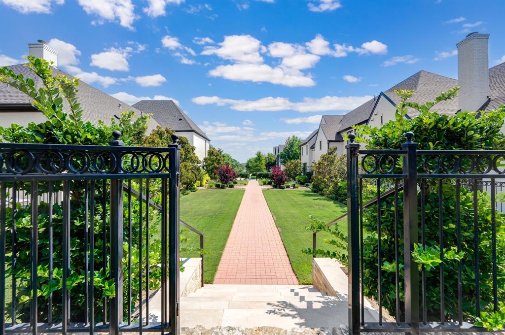 Lawn at Glen Abbey - Land