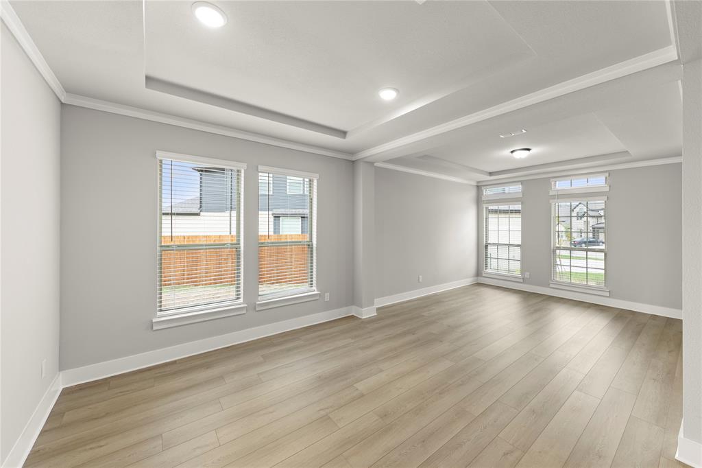 932 Pilatus Lane