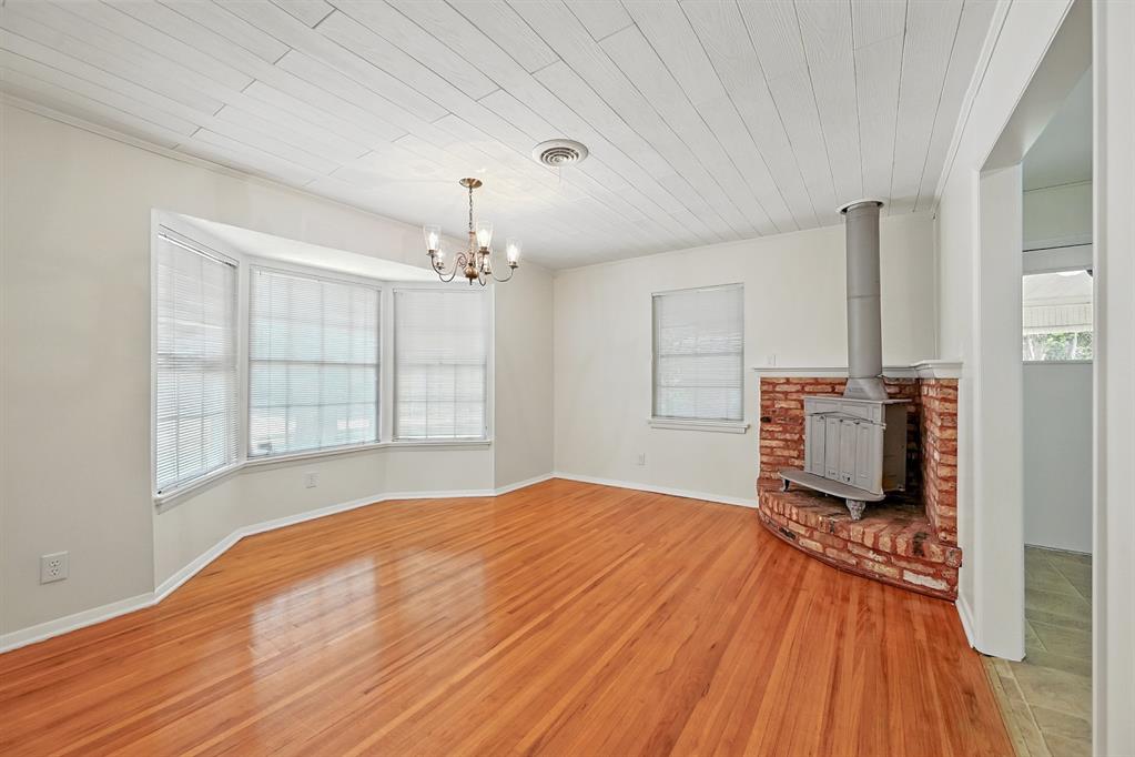 607 Carswell Terrace