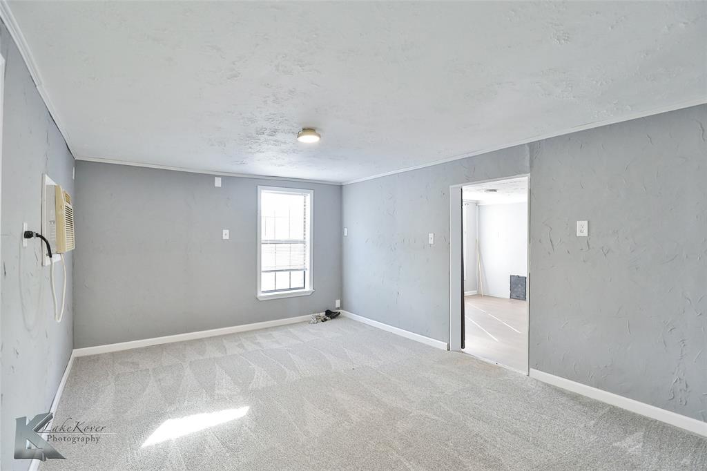 Vedas Camp Lake Stamford - Residential