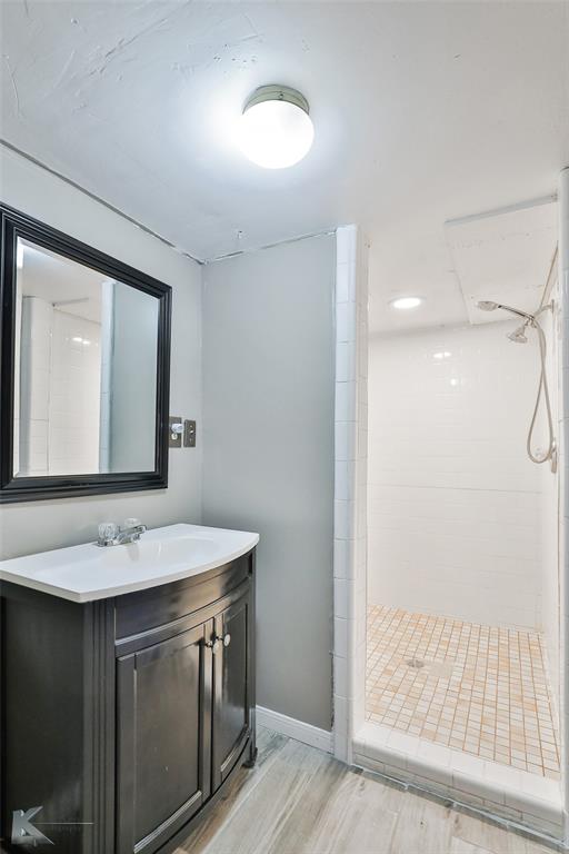 Vedas Camp Lake Stamford - Residential