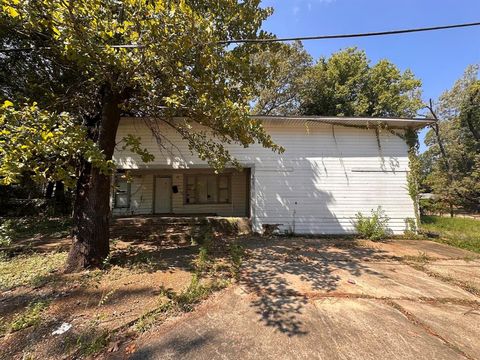 1701 Midway Street Shreveport LA 71108