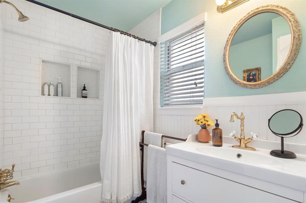 Lochwood - Residential Lease