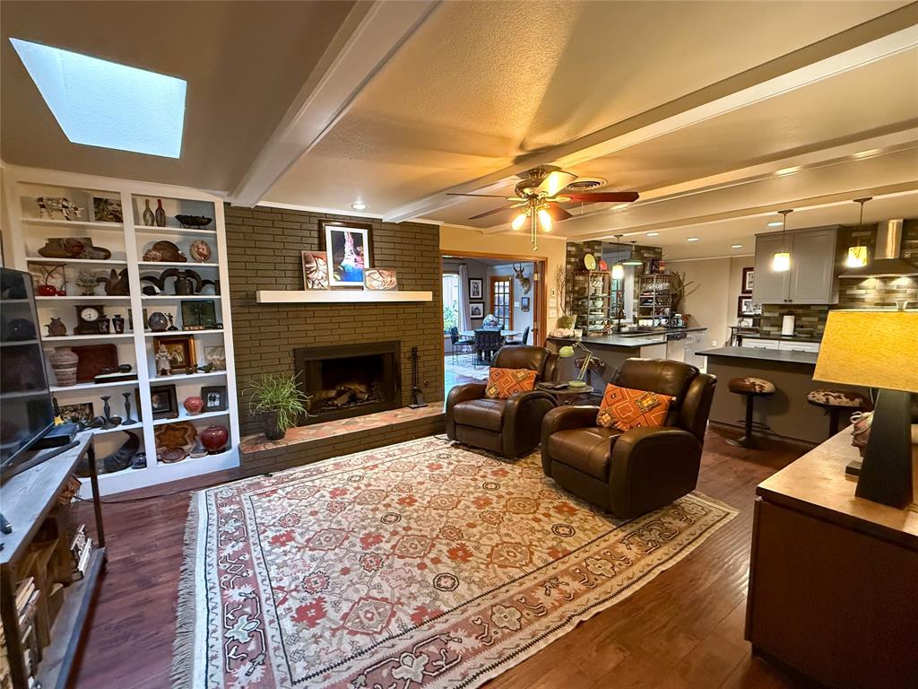3833 Wilkie Way