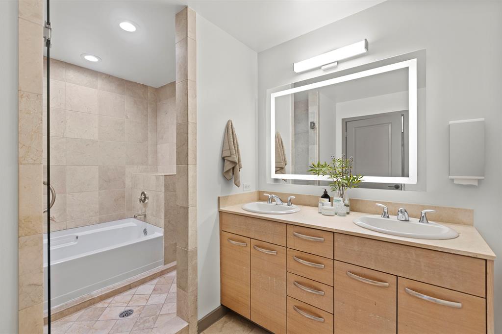 1200 Main Street 508