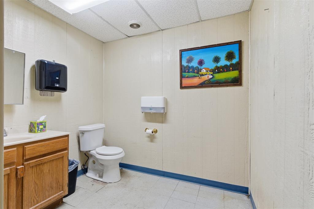 South Hemphill Heights - Commercial Lease