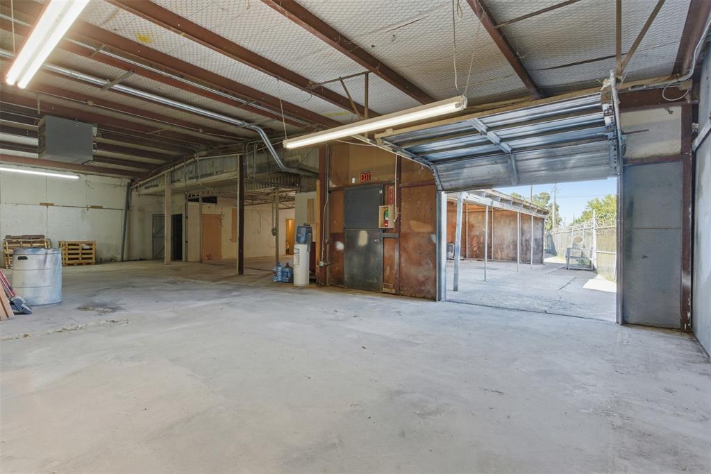 South Hemphill Heights - Commercial Lease