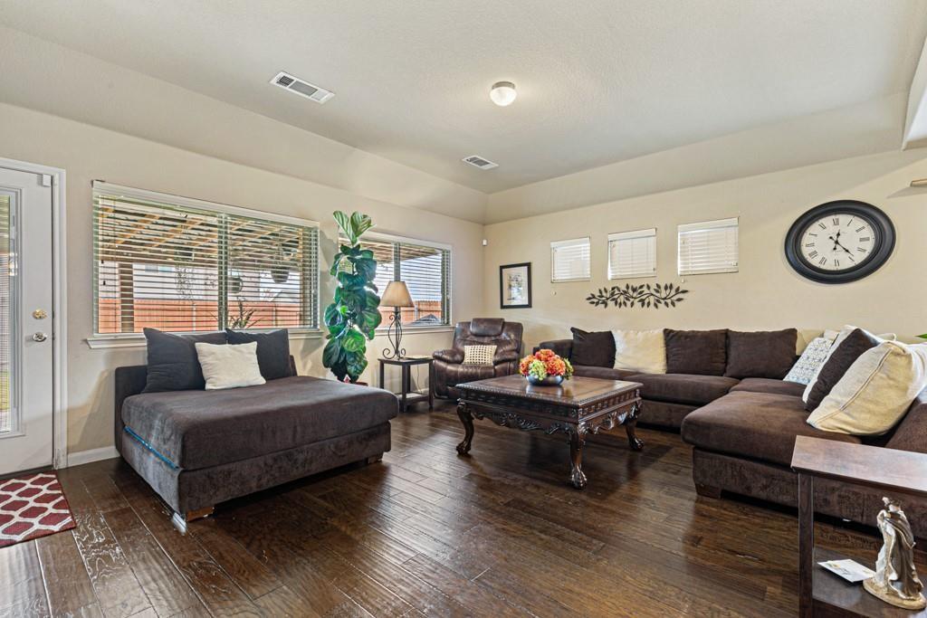 Heartland Prcl Five - Residential Lease