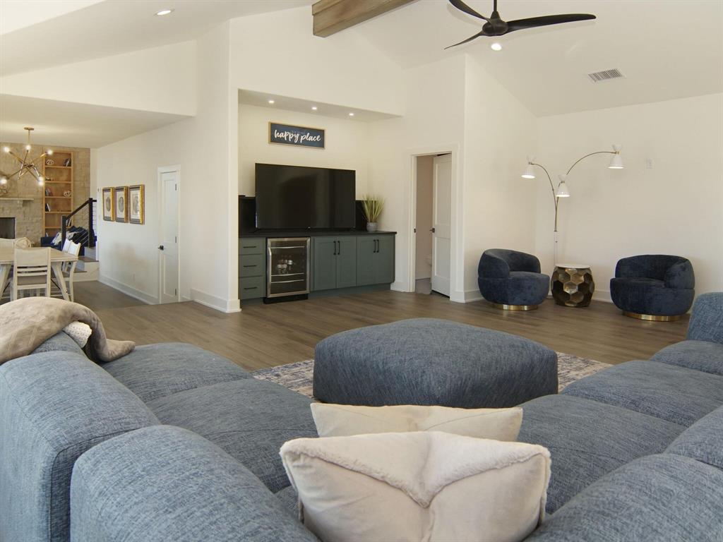 Gainesbend Park Lake - Residential