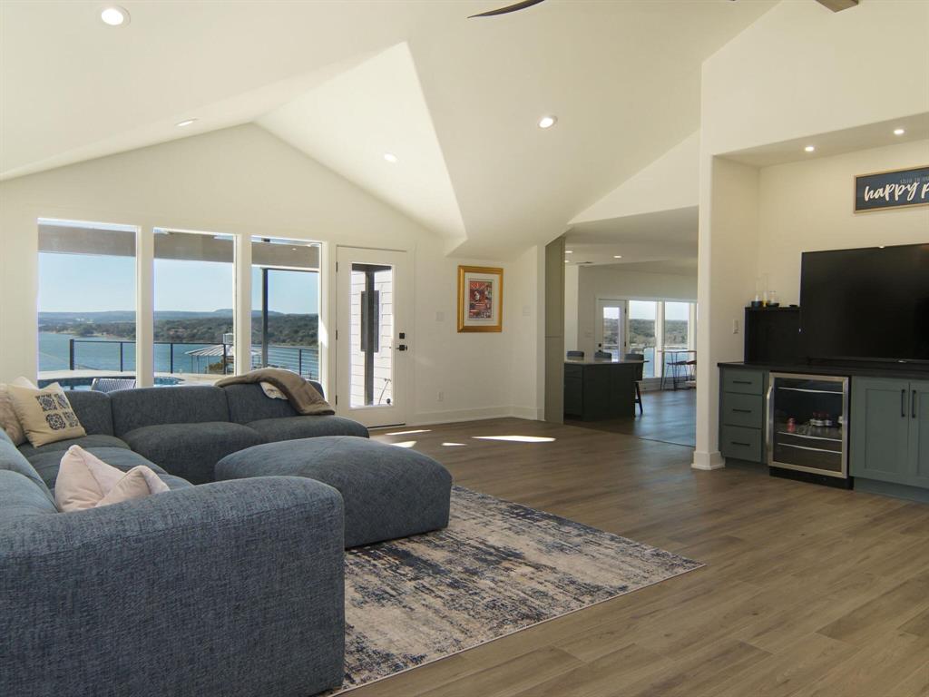 Gainesbend Park Lake - Residential