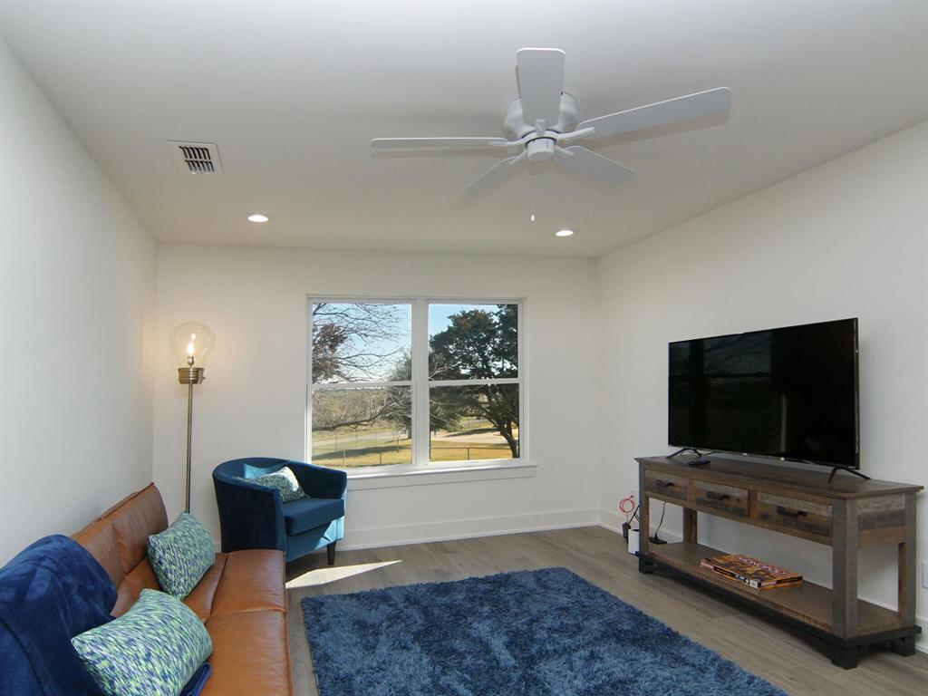 Gainesbend Park Lake - Residential