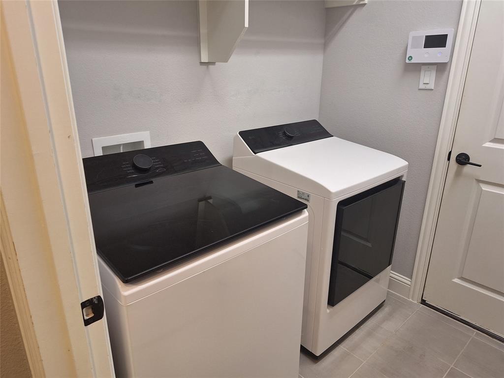 ARTESIA NORTH PH 1A - Residential Lease