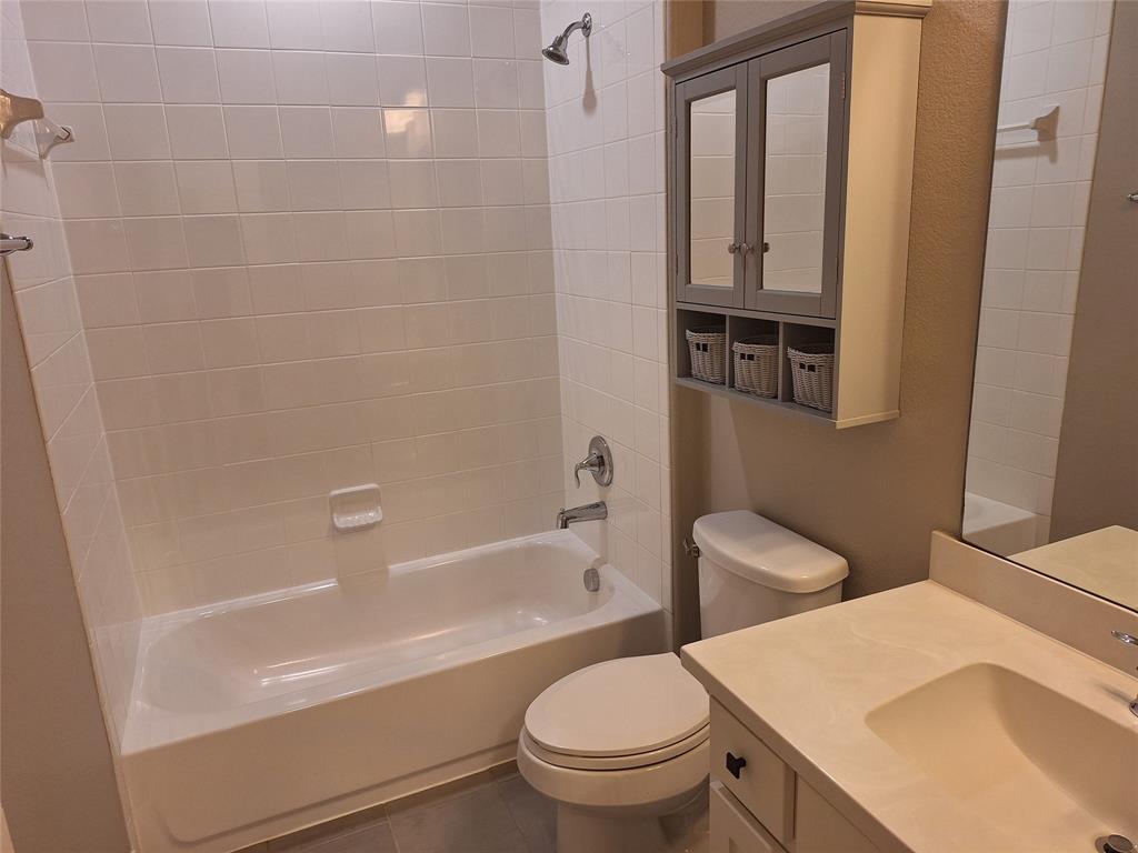 ARTESIA NORTH PH 1A - Residential Lease