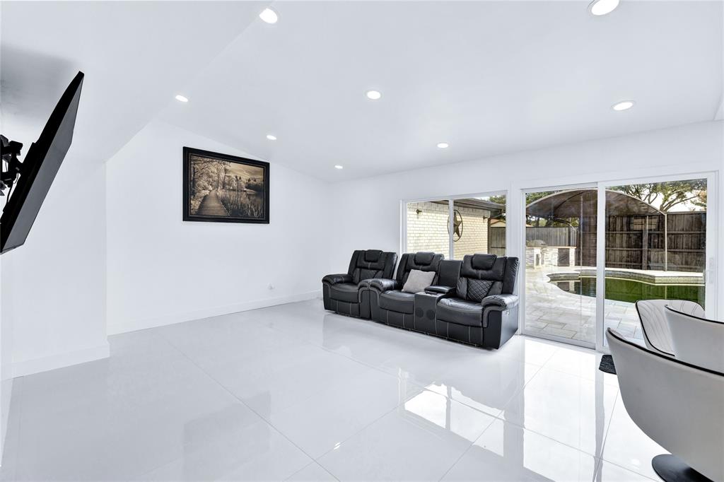 5057 Roberts Drive