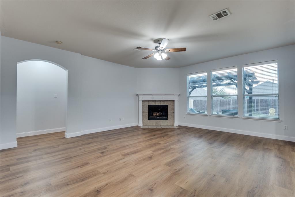 300 Dover Heights Trail