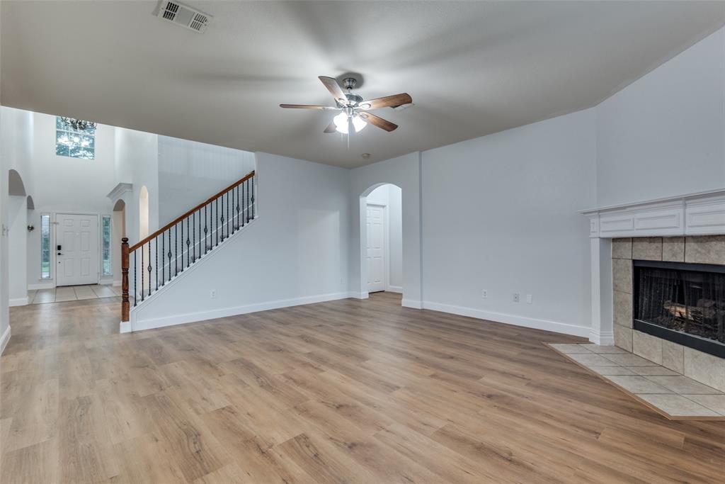 300 Dover Heights Trail