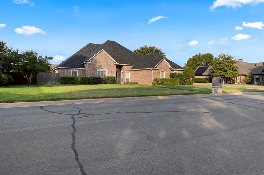 706 Meadowview