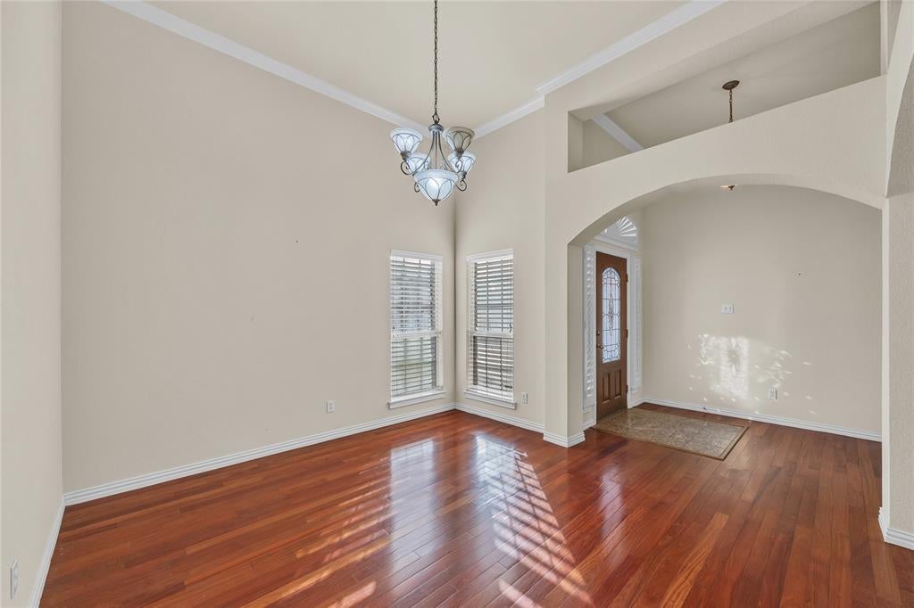 706 Meadowview