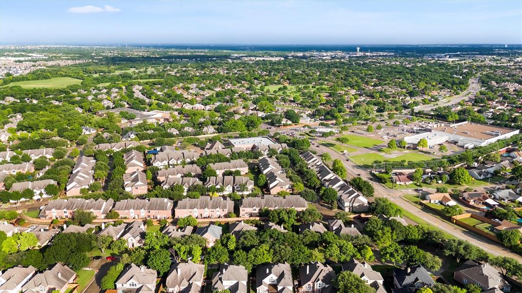 Suncreek Twnhms - Residential