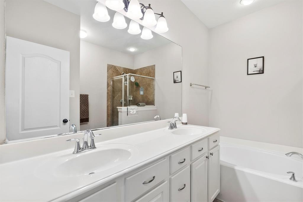 Suncreek Twnhms - Residential