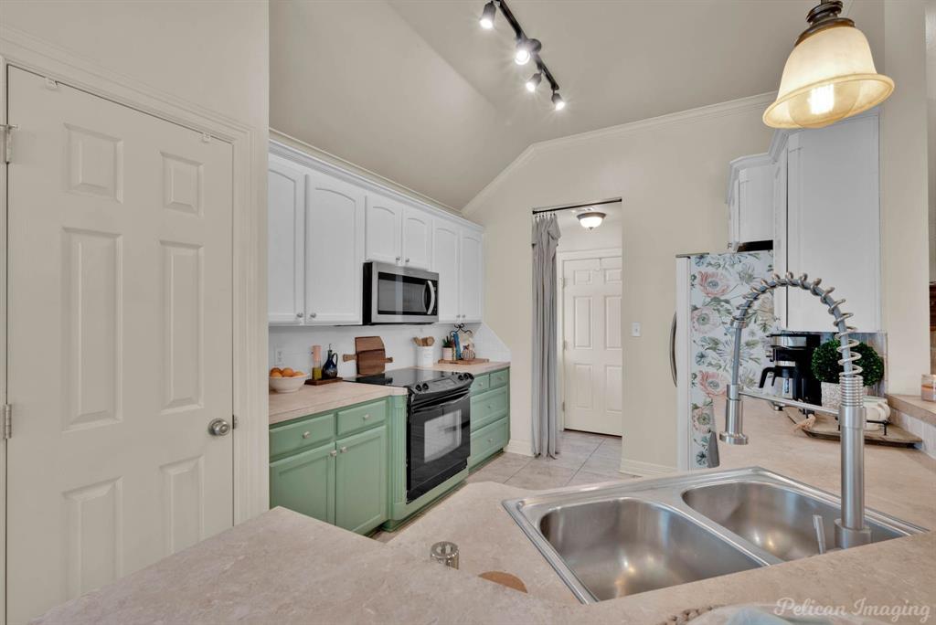 138 Satinwood Circle