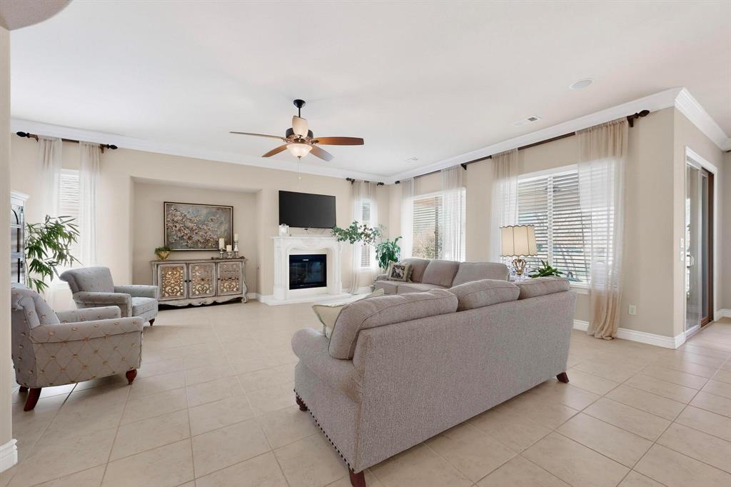 9404 Crestview Drive