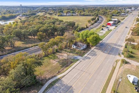 A home in Kennedale