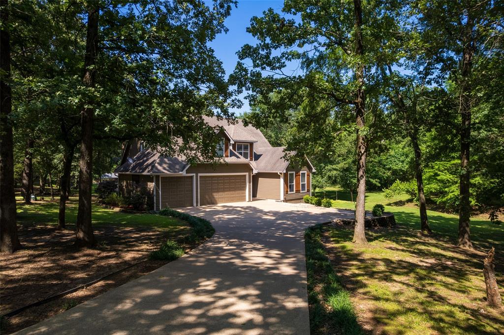 233 E El Dorado Drive