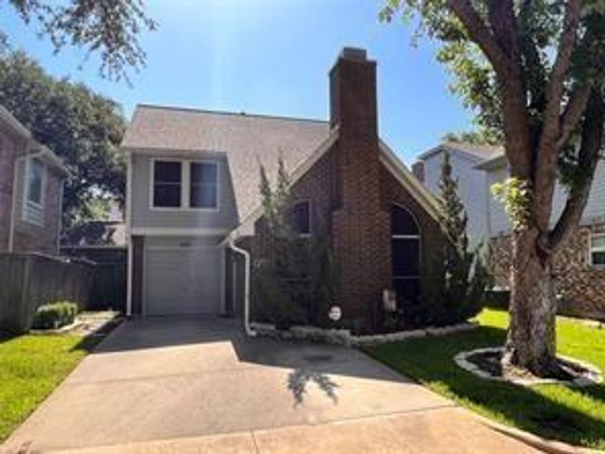 Lovely Property in Valley Ranch with an open concept. Large living room which is open to the dining room and kitchen. Fridge, washer & dryer included. There are two oversized rooms with ensuites and walk-in closets. There is a deep garage big enough for two cars and has additional storage available. Immaculately kept and ready for new tenants.