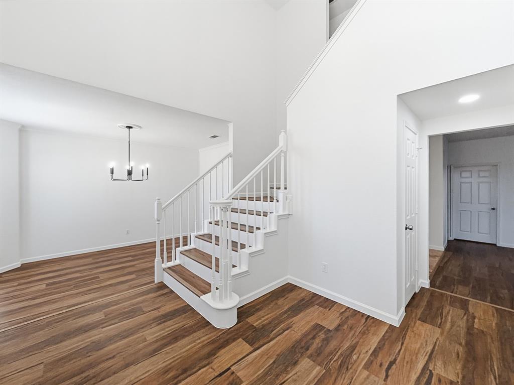 730 Fairlawn Street