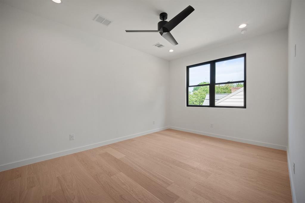 Wilshire Heights - Residential