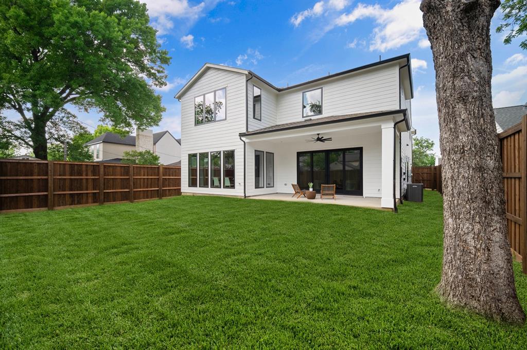 Wilshire Heights - Residential