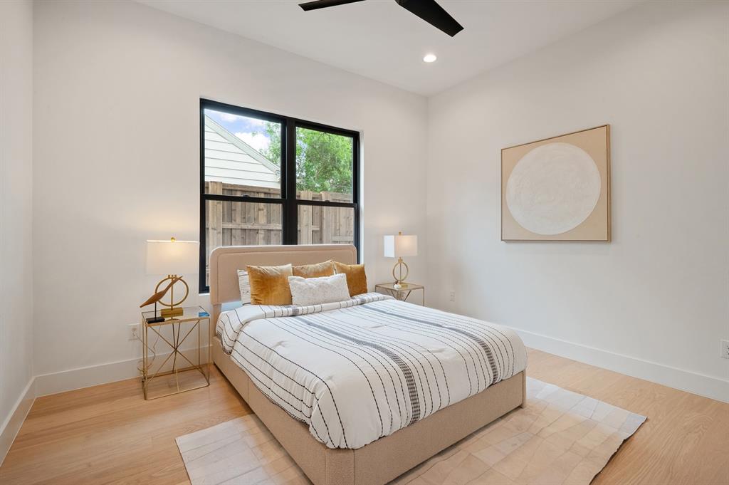 Wilshire Heights - Residential