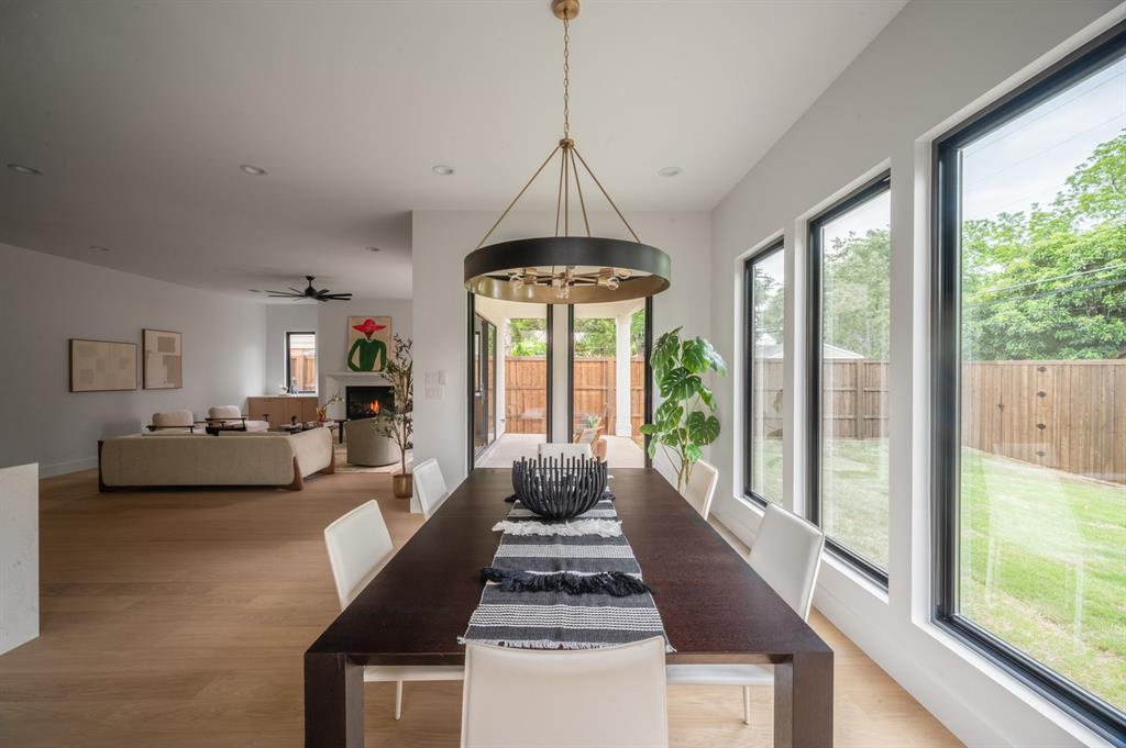 Wilshire Heights - Residential