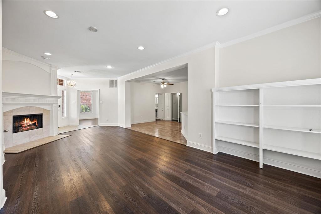 4816 Club View Circle