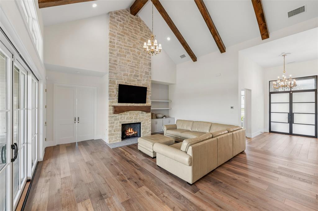 13717 Nouvelle Circle