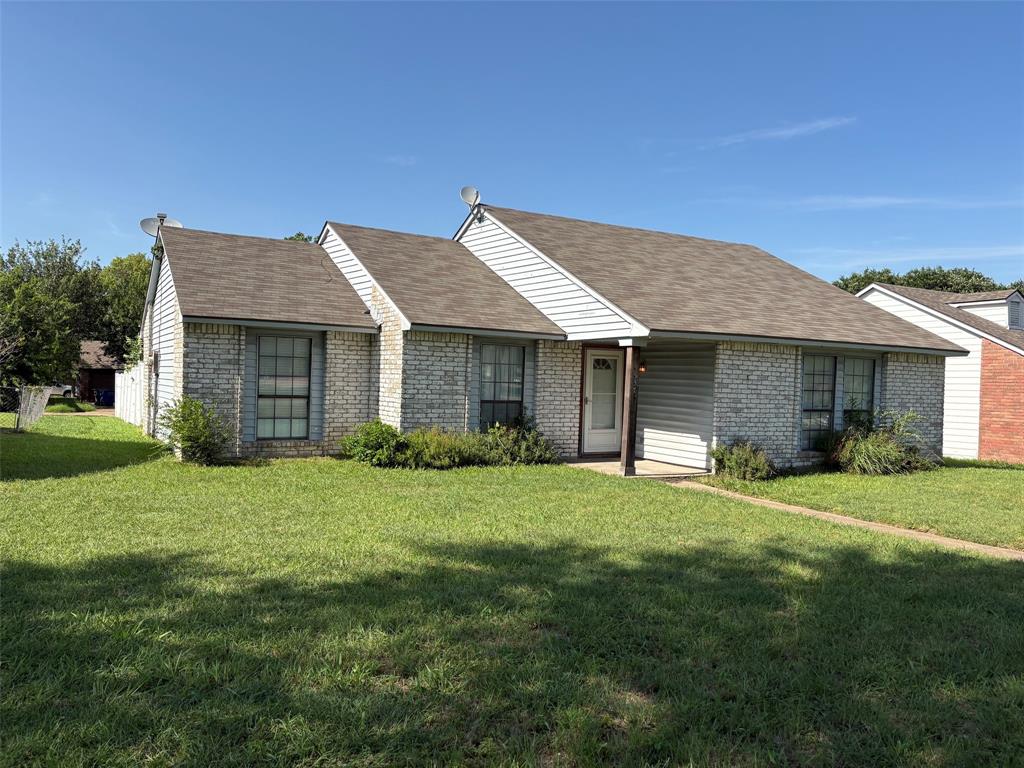 537 E Bethany Drive