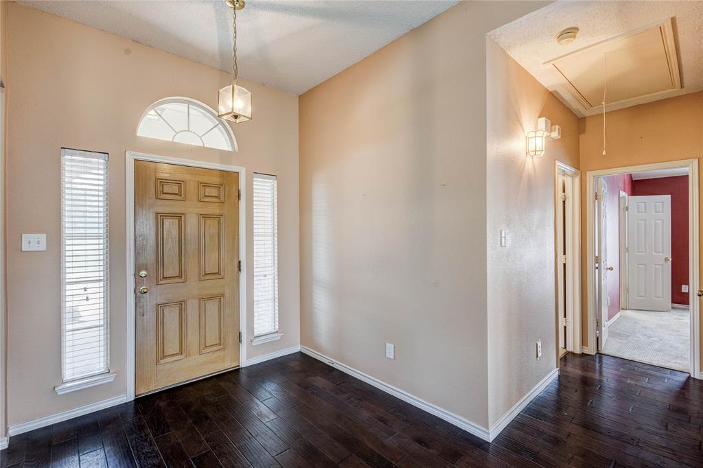 227 Elizabeth Trail