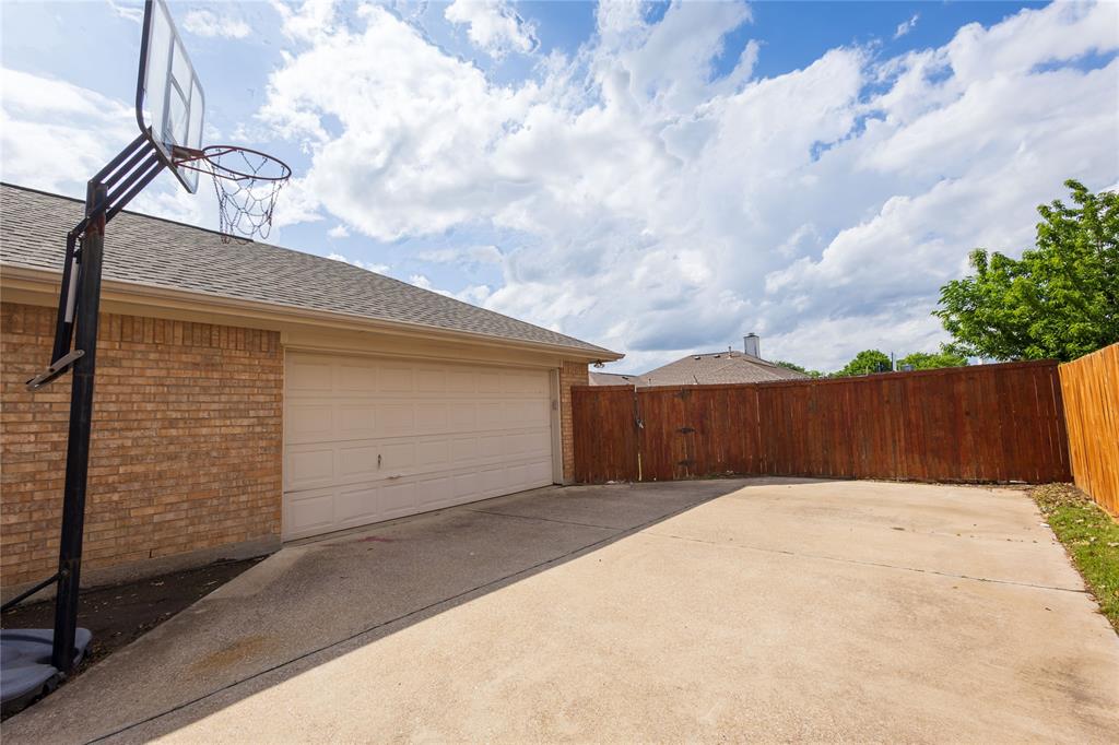 227 Elizabeth Trail
